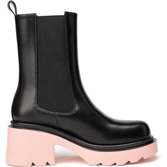 Black and Pink Platform Chelsea Boots- SUPER CUTE but I bought the wrong size! - Picture 5 of 7